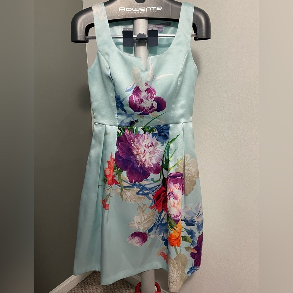 Carmen Marc Valvo Luxe Satin Dress Size 8